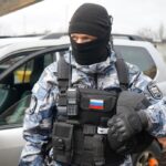 Побег не помог: в Калининграде приставы эвакуировали Land Cruiser должницы после короткой погони