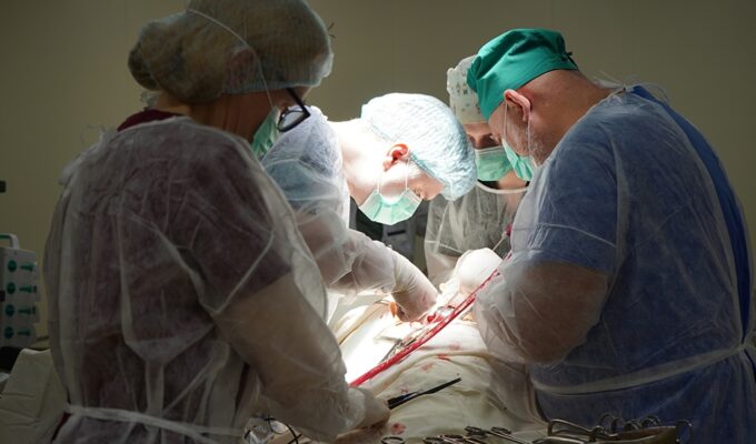 В Калининградском онкоцентре спасли почку пациенту со сложной опухолью