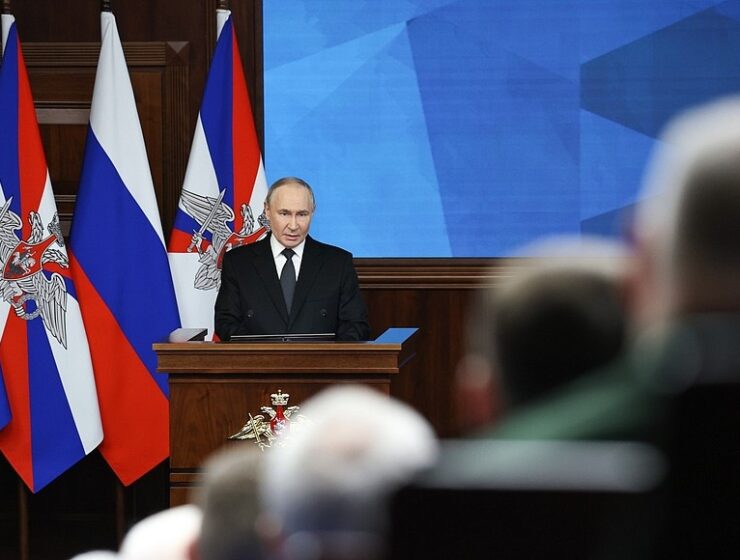 Путин назвал дату обретения Россией &laquo;реальной независимости России&raquo;