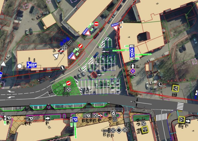 В Калининграде открыли платную парковку без шлагбаума