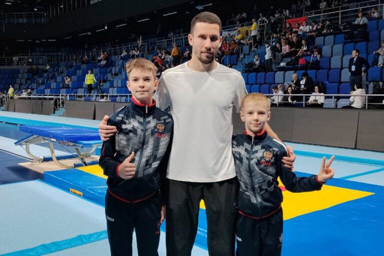 Спортсмены из Калининграда стали победителями всероссийского турнира по прыжкам на батуте