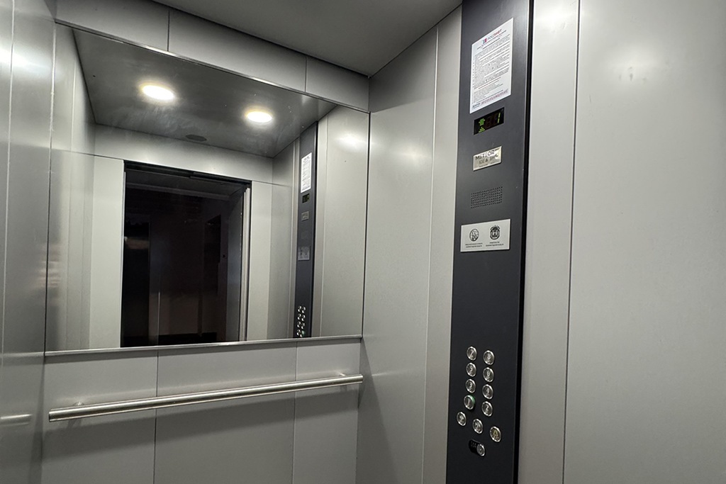 В Калининградской области создадут механизм принудительной замены лифтов в домах на спецсчетах