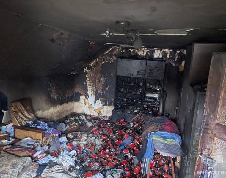 Пожар в квартире на Краснопрудной: жителя Калининграда спасли с отравлением угарным газом