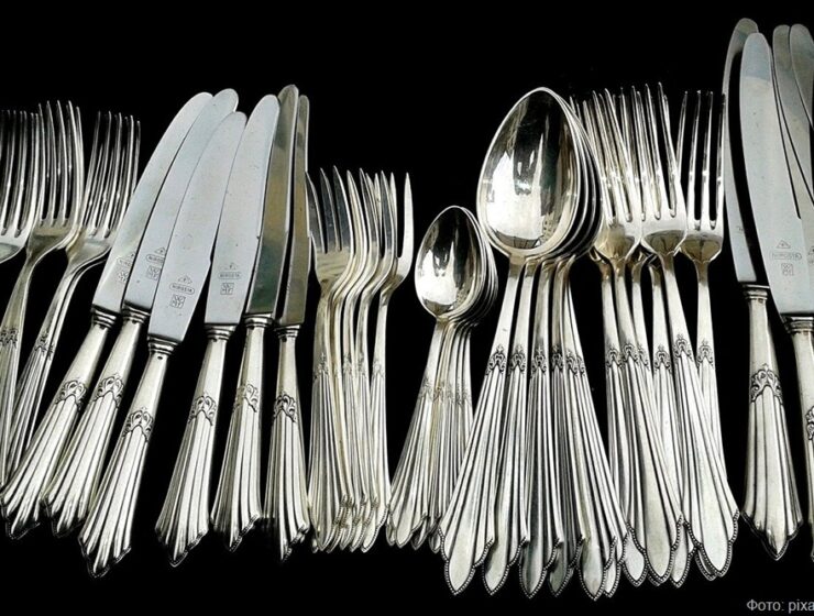 «Фабрику вкуса» закрыли на 70 суток из-за плесени и просроченных продуктов «Фабрику вкуса» закрыли на 70 суток из-за плесени и просроченных продуктов