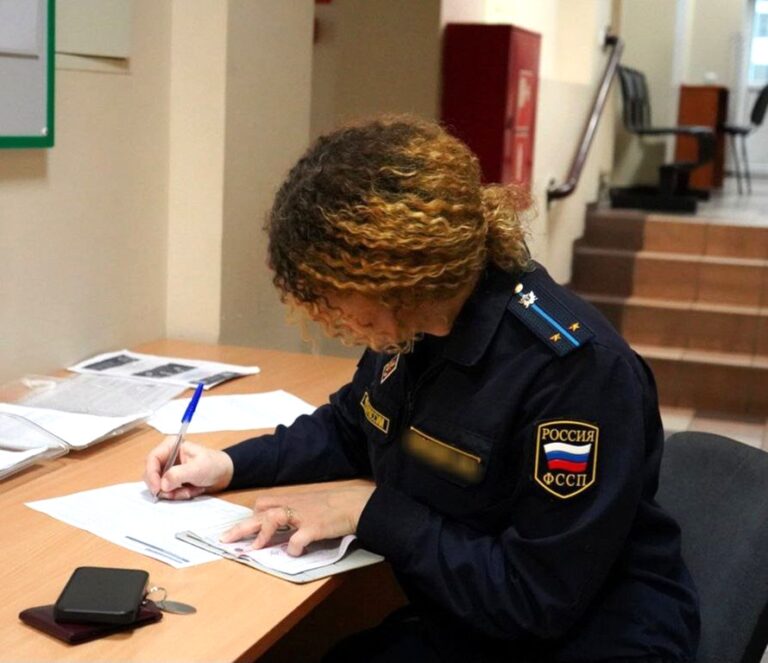 Калининградец погасил долг в 412 тысяч рублей после ареста счёта и запрета на машину