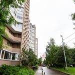 Каждый третий мужчина готов подарить квартиру маме на Новый год