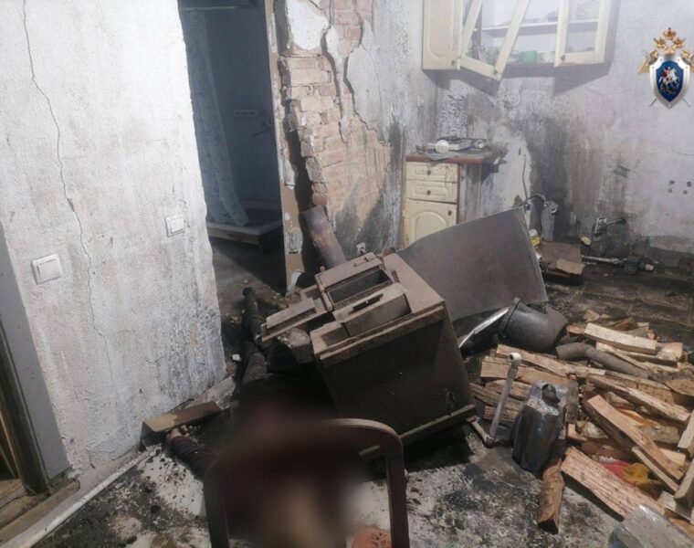 СКР выясняет обстоятельства гибели мужчины при взрыве котла