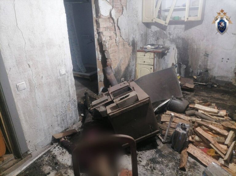 СКР выясняет обстоятельства гибели мужчины при взрыве котла