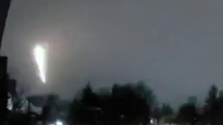 &laquo;Орешник&raquo; во Львове: Минобороны РФ заявило об уничтожении авиаремонтного завода