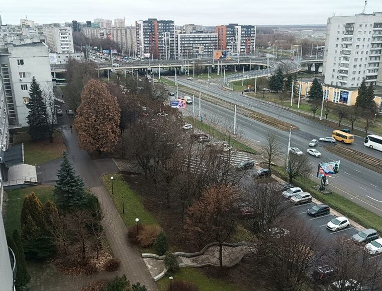 Две бесплатные муниципальные парковки в Калининграде станут платными