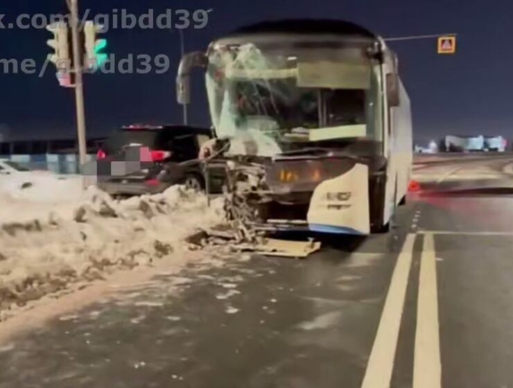 ДТП под Холмогоровкой: пьяный водитель без прав протаранил рейсовый автобус