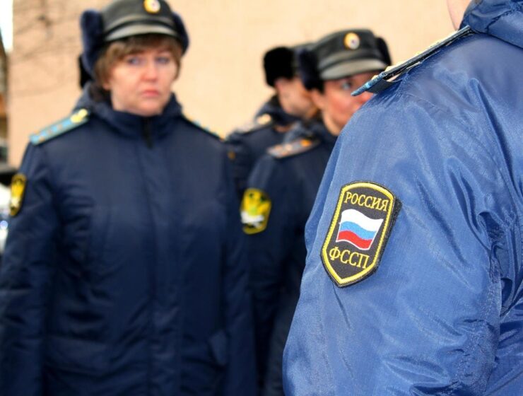 Калининградец заплатил банку 412 тысяч рублей после ареста дома и счетов