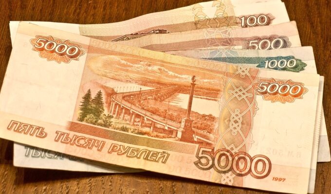 Студентка из Калининграда лишилась 11 млн рублей, переданных лжесотрудникам ФСБ