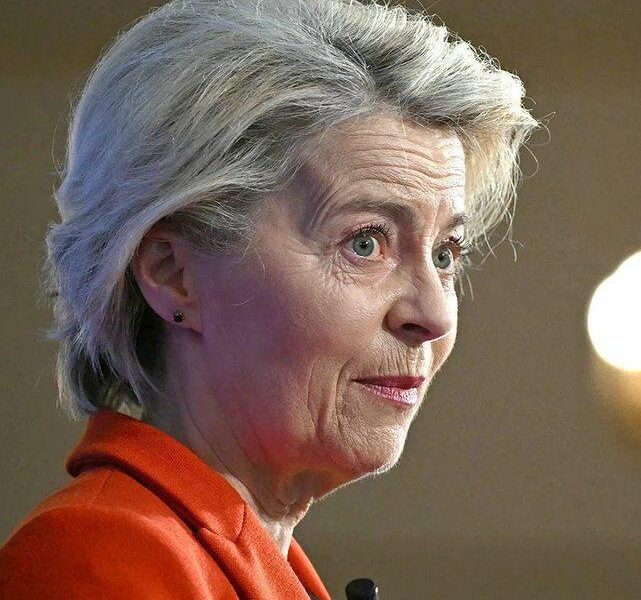 Урсула фон дер Ляйен объявила о конце старого миропорядка