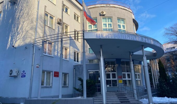 В Калининграде больницу судят за травму ребёнка из-за торчавшего линолеума