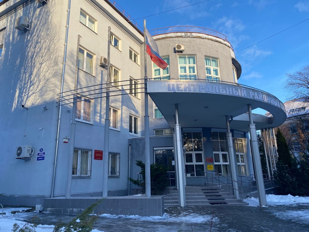 В Калининграде больницу судят за травму ребёнка из-за торчавшего линолеума