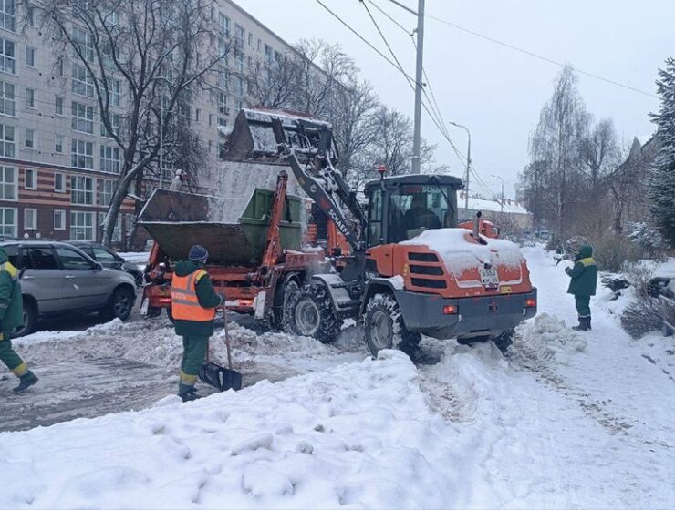 Елена Дятлова: Калининград внедряет систему адресного информирования для уборки парковок