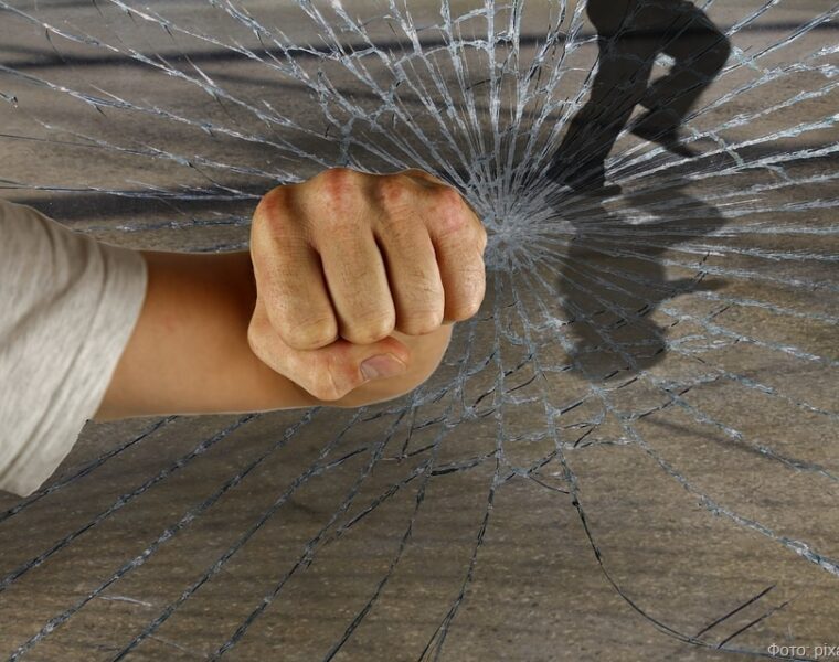 Последствия конфликта у&nbsp;бара: жителю Гусева грозит срок за&nbsp;двойной перелом челюсти незнакомца