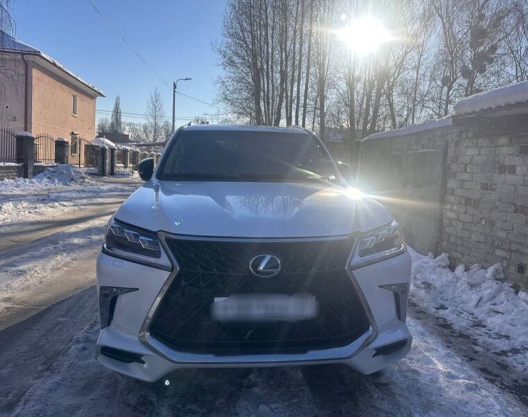 Калининградец вернул свой Lexus, оплатив 40 штрафов и&nbsp;сбор на&nbsp;78 тысяч