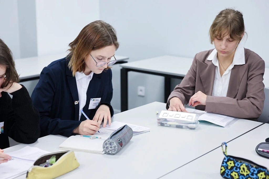 Инвестиции в будущее: Уралсиб ищет молодёжь в регионах