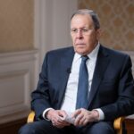 &laquo;Жалкая дипломатия&raquo;: Сергей Лавров призвал Эмманюэля Макрона к&nbsp;прямому диалогу