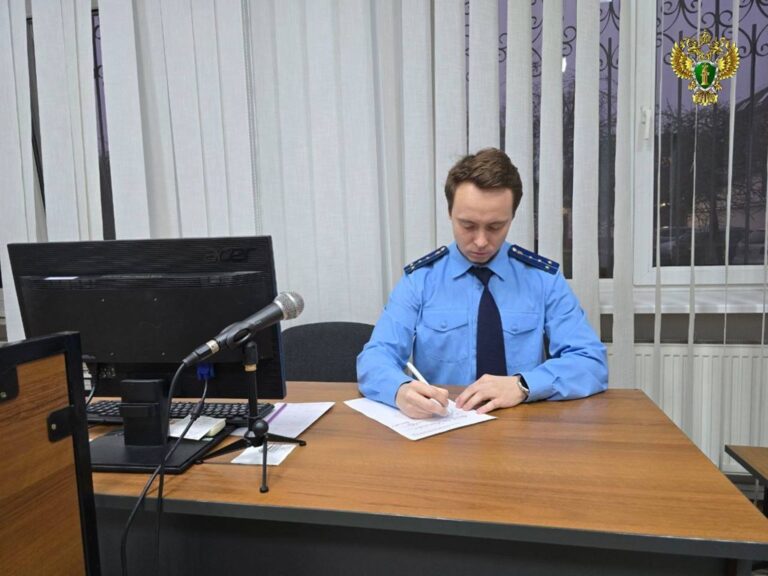 Соседка, угрожавшая убийством 9-летнему мальчику, наказана обязательными работами