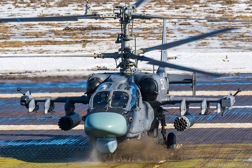 Морские летчики Балтфлота уничтожали наземные цели с высоты птичьего полета