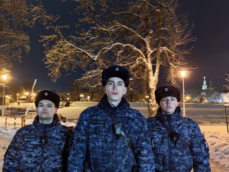 На&nbsp;улице Нахимова в&nbsp;Калининграде росгвардейцы спасли пенсионера с&nbsp;сердечным приступом