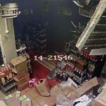 Ночной набег на&nbsp;магазин на&nbsp;Нансена: двое рецидивистов пытались украсть ящики с&nbsp;напитками