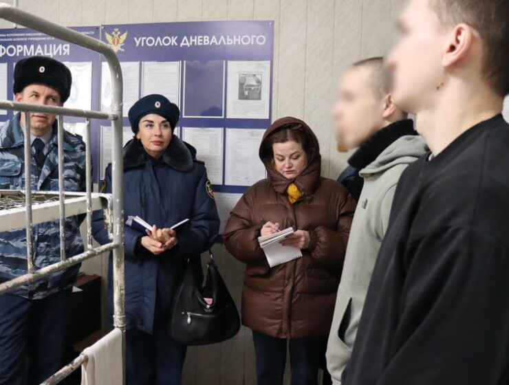 Общественники проверили колонию-поселение №12 в&nbsp;Славинске: осмотр и&nbsp;приём