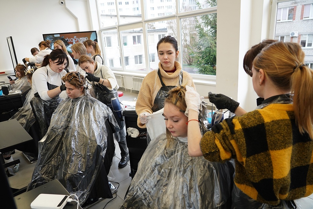 Калининградцы всё чаще стригутся и&nbsp;чинят машины: статистика бытовых услуг за&nbsp;10 лет