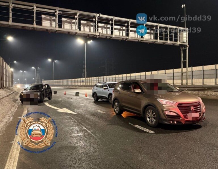 Массовое ДТП на&nbsp;Северном обходе: одна машина пошла юзом, собрала ещё две