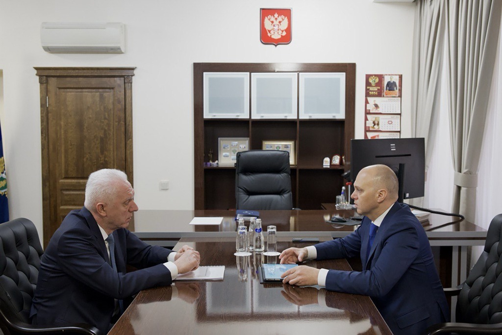 Александр Гуцан в&nbsp;Калининграде: &laquo;Качество жизни людей зависит от&nbsp;нашей ежедневной работы&raquo;