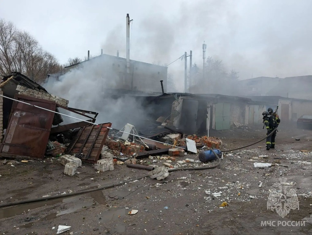 Взрыв газового баллона в&nbsp;Васильково разрушил три гаража: пострадал хозяин