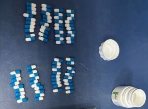 Семейный подряд: калининградцы рассылали клиентам по&nbsp;почте &laquo;синтетику&raquo; под видом витаминов