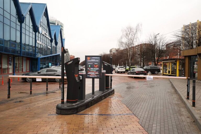 В&nbsp;Калининграде открылись три новые платные парковки: полный список и&nbsp;как не платить за&nbsp;парковку