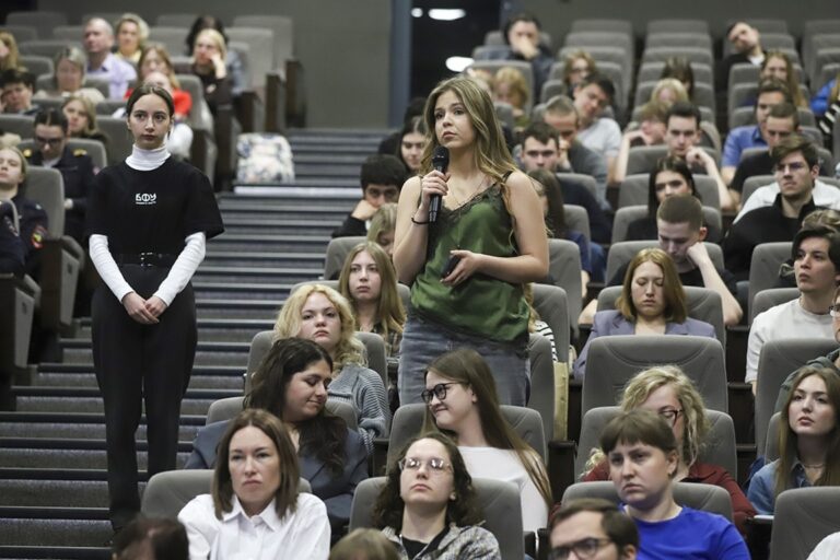 В&nbsp;БФУ обсудили, как защитить калининградцев от&nbsp;кибермошенников