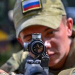 Медведев: с&nbsp;начала года контракт на&nbsp;военную службу заключили более 80 тысяч человек