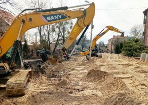 В Калининграде дорожники латают ямы и готовят к открытию новые светофоры В Калининграде дорожники латают ямы и готовят к открытию новые светофоры