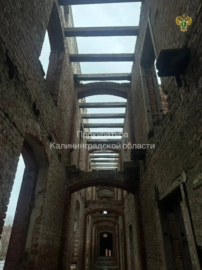 В&nbsp;Черняховске прокуратура начала проверку после падения 12-летнего мальчика с&nbsp;4 этажа заброшенного здания