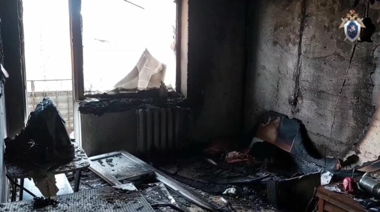 При пожаре в&nbsp;Черняховске погибла 36-летняя женщина, хозяин квартиры в&nbsp;больнице