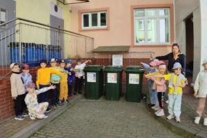 Школы и&nbsp;детсады Калининградской области за&nbsp;три месяца собрали 5 тонн вторсырья