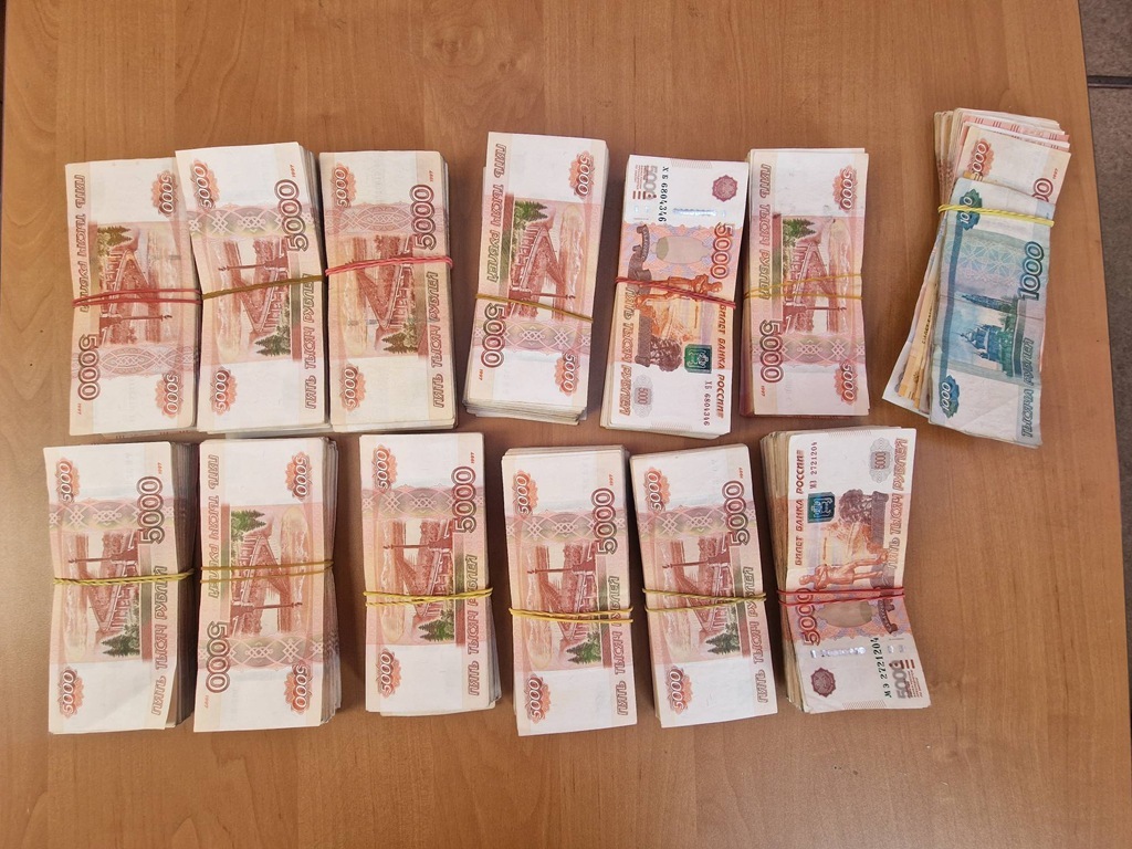 В&nbsp;Калининграде задержали семейную пару курьеров, похитивших у&nbsp;пенсионера 1,4 млн рублей