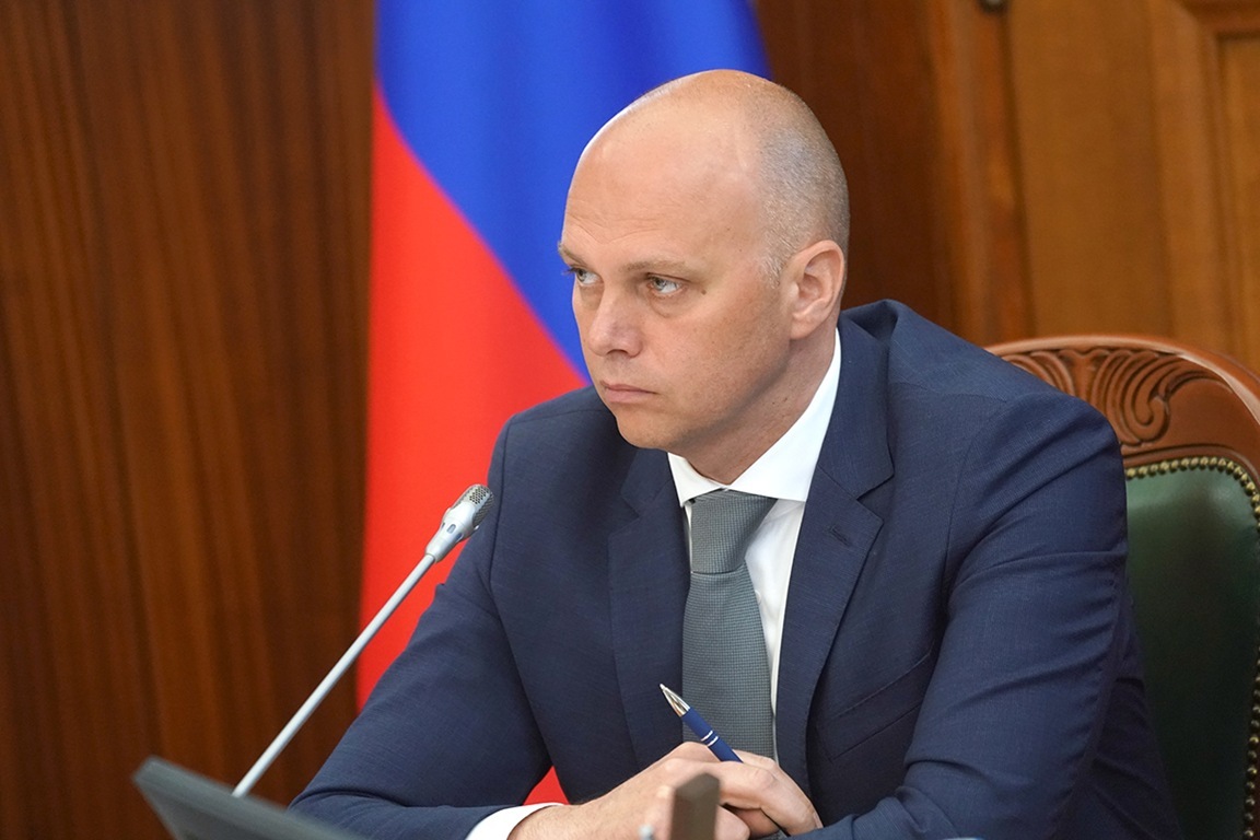 Губернатор Калининградской области Алексей Беспрозванных Губернатор Калининградской области Алексей Беспрозванных