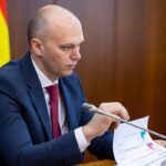 Губернатор Калининградской области Алексей Беспрозванных