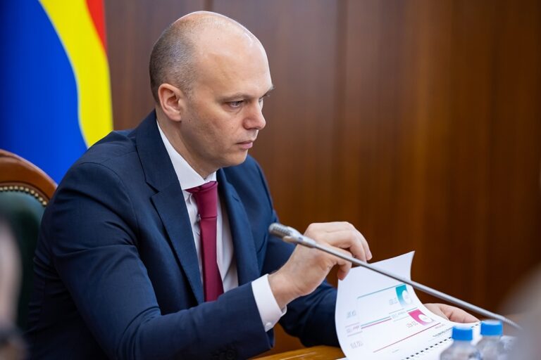 Губернатор Калининградской области Алексей Беспрозванных