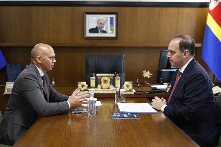 Алексей Беспрозванных и Константин Пашков